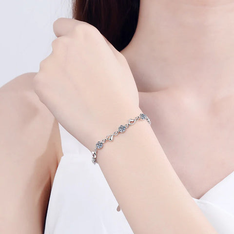Dainty Heart Moissanite Bracelet in 925 Silver