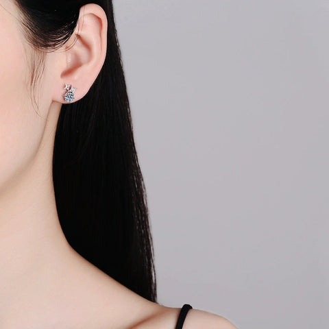 Moissanite Star Stud Earrings in 925 Silver