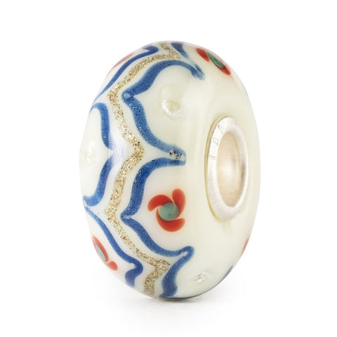 Trollbeads Ivory Blossom Glow Bead TGLBE-00250